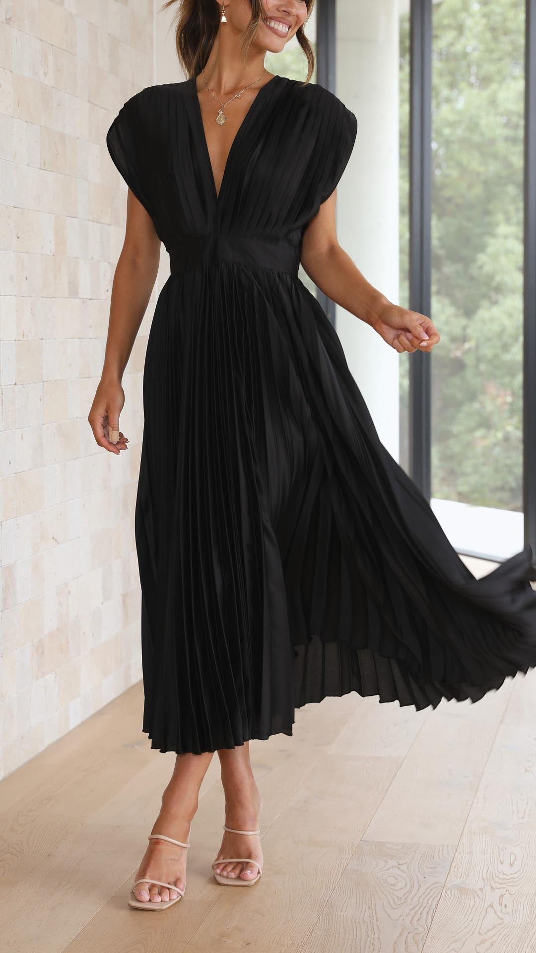 Elegant Flowing Pleated Maxi Dress - view 17