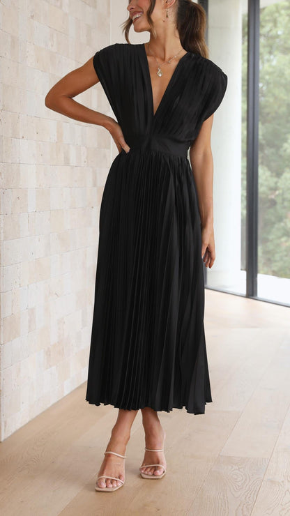 Elegant Flowing Pleated Maxi Dress - view 14