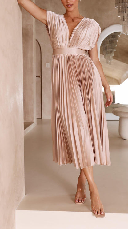 Elegant Flowing Pleated Maxi Dress - view 9
