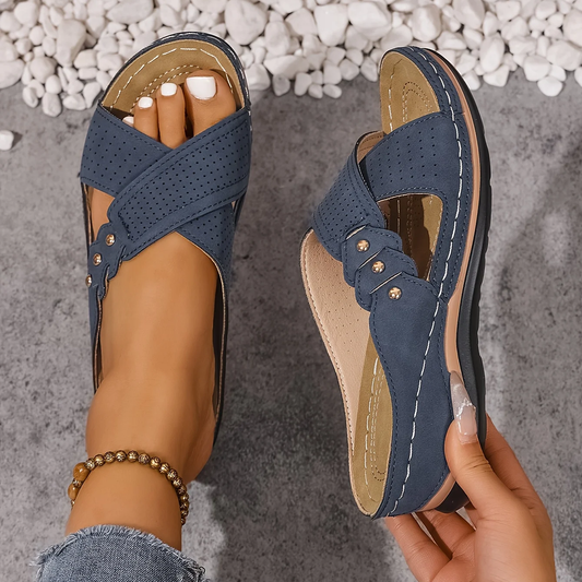 Cross-Strap Wedge Sandals for Everyday Summer Use